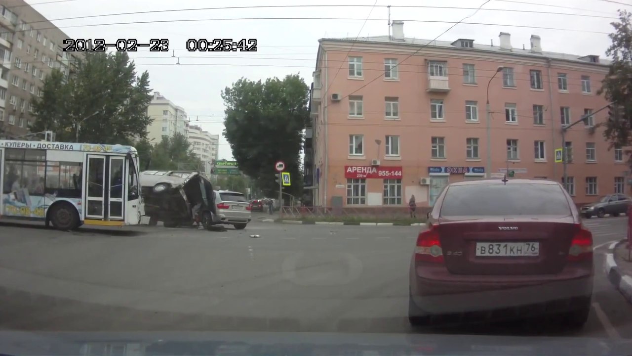 Accidents multiples à une intersection en Russie