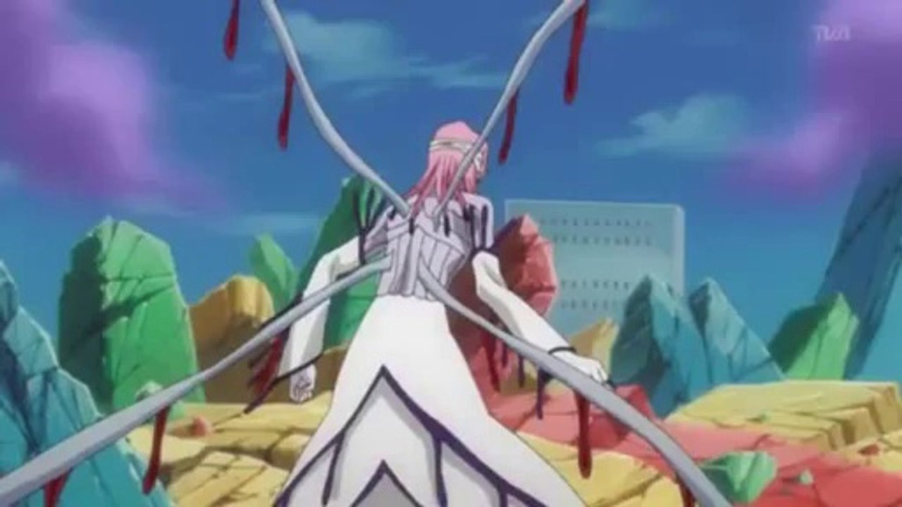 Kurotsuchi Mayuri using Bankai on Szayel Aporro