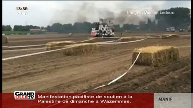 Une course de moissonneuses batteuses!