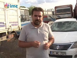 Güvenlik güçleri İMC TV aracını tahrip etti