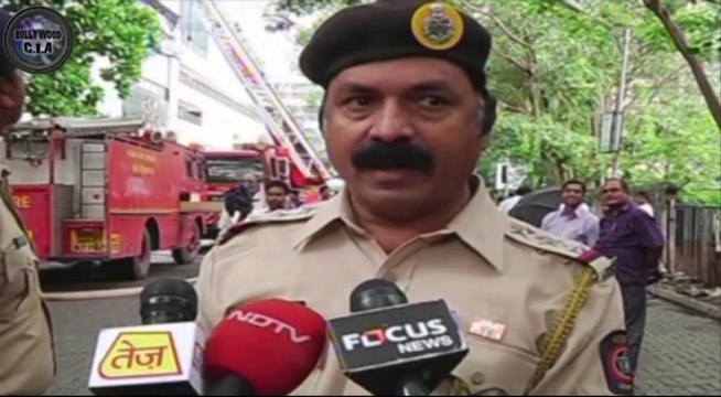 Hrithik Roshan's Office building CATCHES FIRE : EXCLUSIVE VIDEO