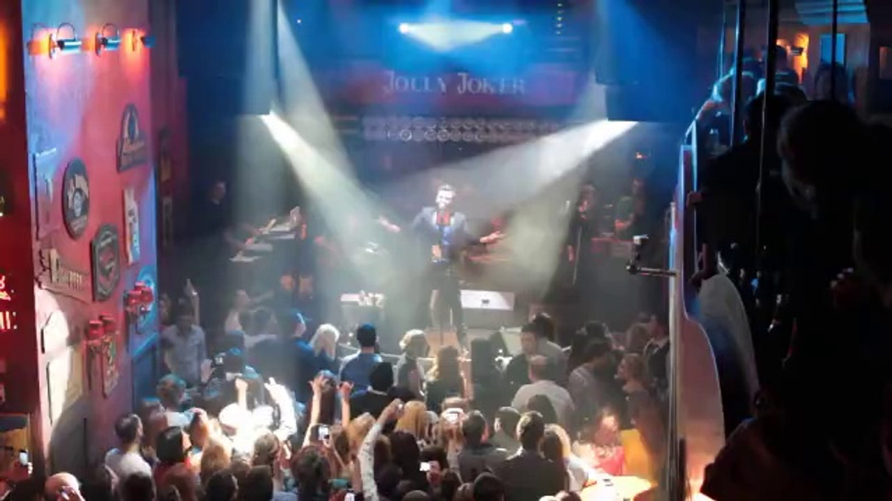 Gökhan Tepe - Yalan Olur (Canlı Performans)