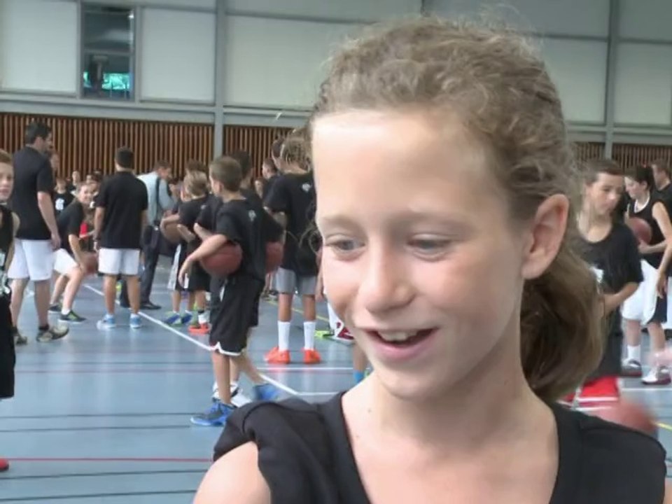 A Villeurbanne, 280 ados en camp d'été avec Tony Parker