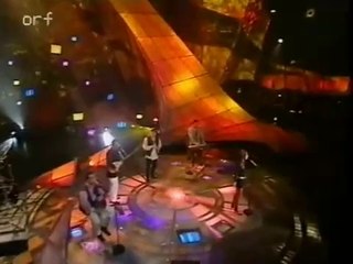 Şebnem Paker DİNLE