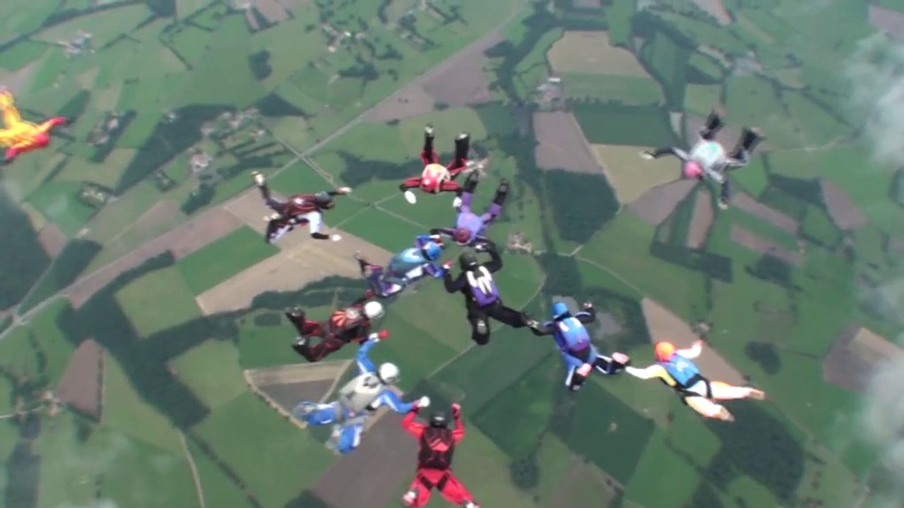 43-PARACHUTISME – RASSEMBLEMENT NATIONAL FEMININ- VR12 Pop's- 19 juillet 2014