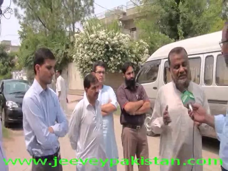 Dr. Asif Mehmood Jah & his Medical Teem goinng to Banu for IDPs