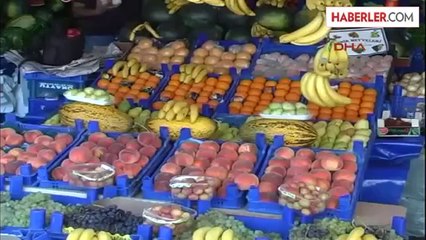 Turfanda Kış Meyveleri Yaz Ortasında Cep Yakıyor