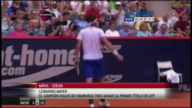 Mayer regreso al pais