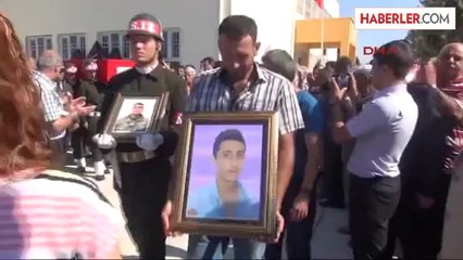 Şehit İki Askerin Baba Evlerine Ateş Düştü (2)