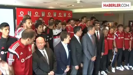 Beşiktaş Yeni Sezon Forma Tanıtımını İngiltere'de Gerçekleştirdi 2