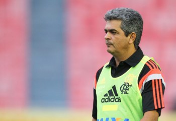 Após avaliação, Ximenes confirma manutenção de Ney Franco