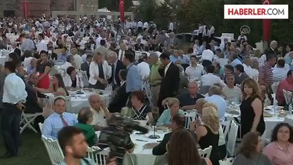 Cumhurbaşkanı adayı İhsanoğlu'na protesto -