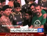Pakistan cricket team visits IDPs relief camp in Lahore
