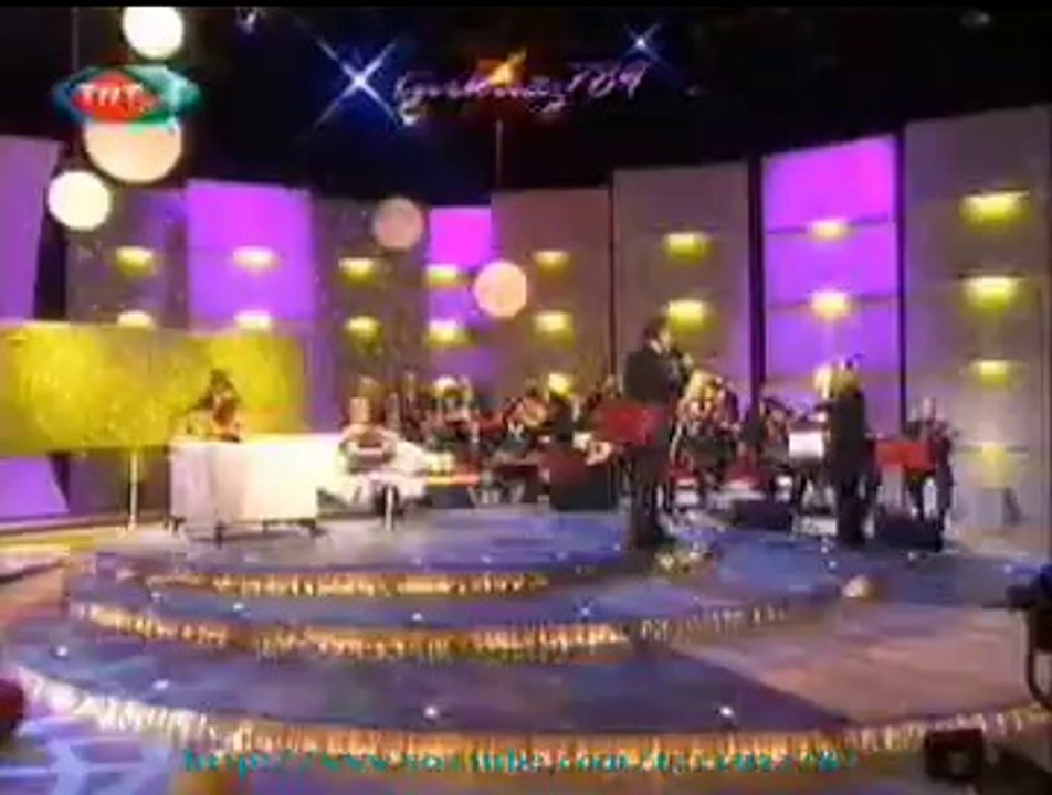 Yaşar ÖZEL-Akşam Yine Gölgen Yine Gölgen Yine Akşam