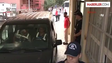 Gözaltındaki Kişiler Sağlık Kontrolünden Geçiriliyor