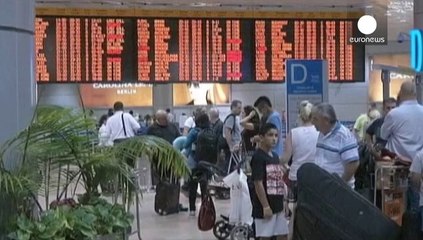 Скачать видео: Varias compañías aéreas cancelan sus vuelos a Tel Aviv