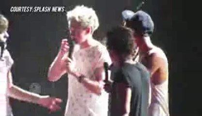 One Direction Funny Conversation With Fans In Australia - Cute Or Not