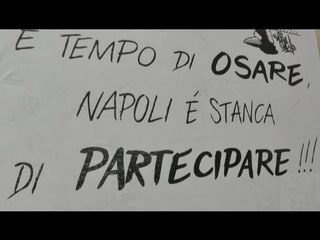 Napoli - La città tappezzata di vignette contro De Laurentiis (22.07.14)