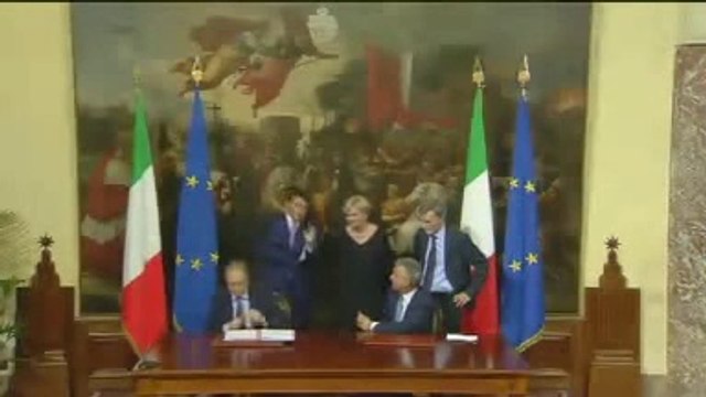 Roma - Renzi firma contratti di sviluppo a sostegno di progetti strategici (22.07.14)