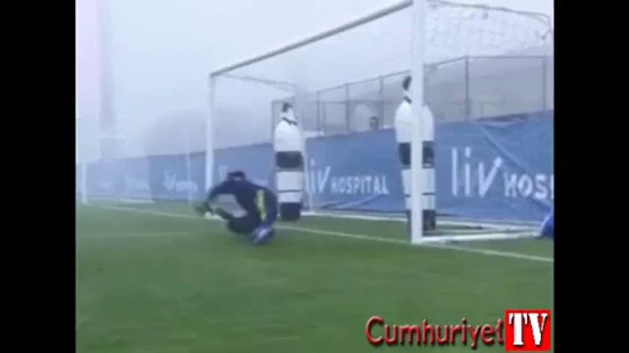 Volkan Demirel'den müthiş kurtarışlar