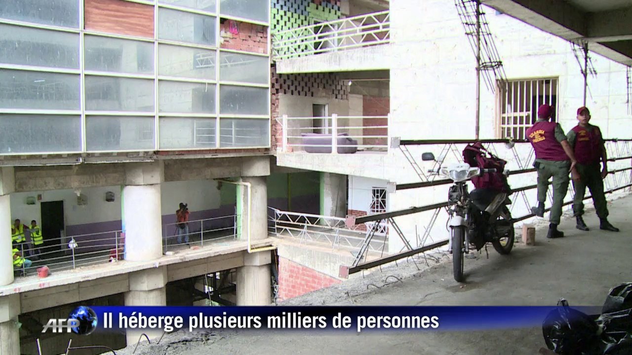 Caracas: début d'évacuation d’un des plus hauts...
