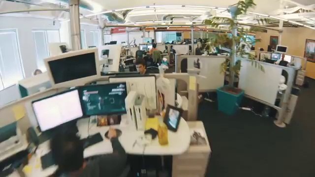 Call of Duty : Advanced Warfare - Afrojack Visits Sledgehammer Games