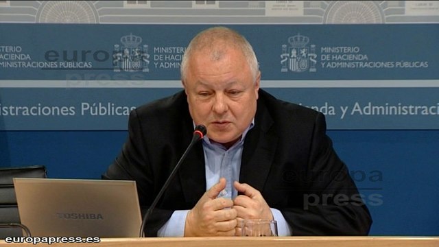 De la Fuente valora las ayudas públicas a la banca