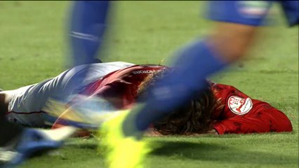 Embarrassing open goal miss from Kashiwagi