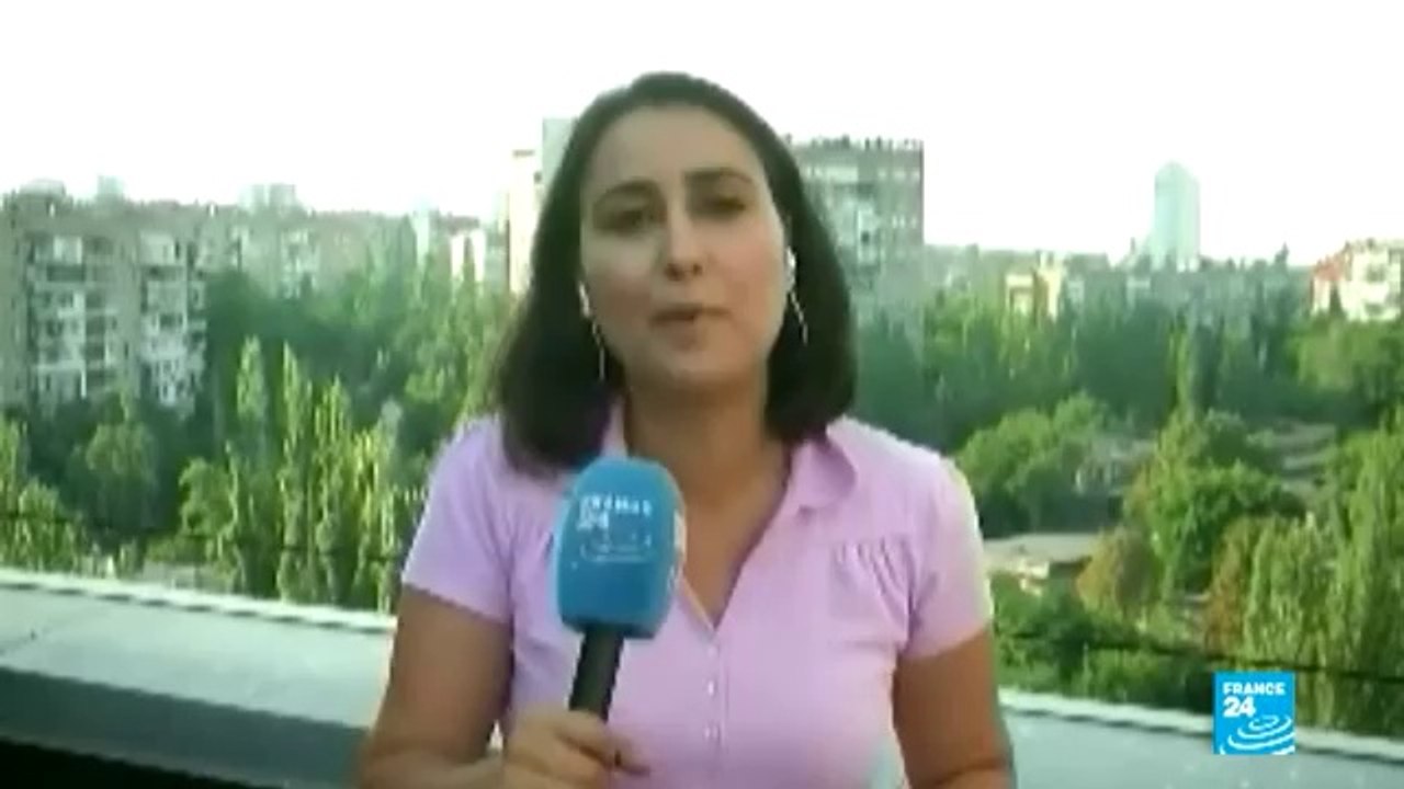 Ukraine _ deux avions de chasse de l'armée abattus dans l'est du pays_(360p)