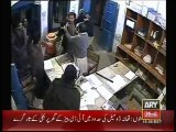 PMLN MPA attacked on Police Station in Faislabad, Punjab - 21-07-14