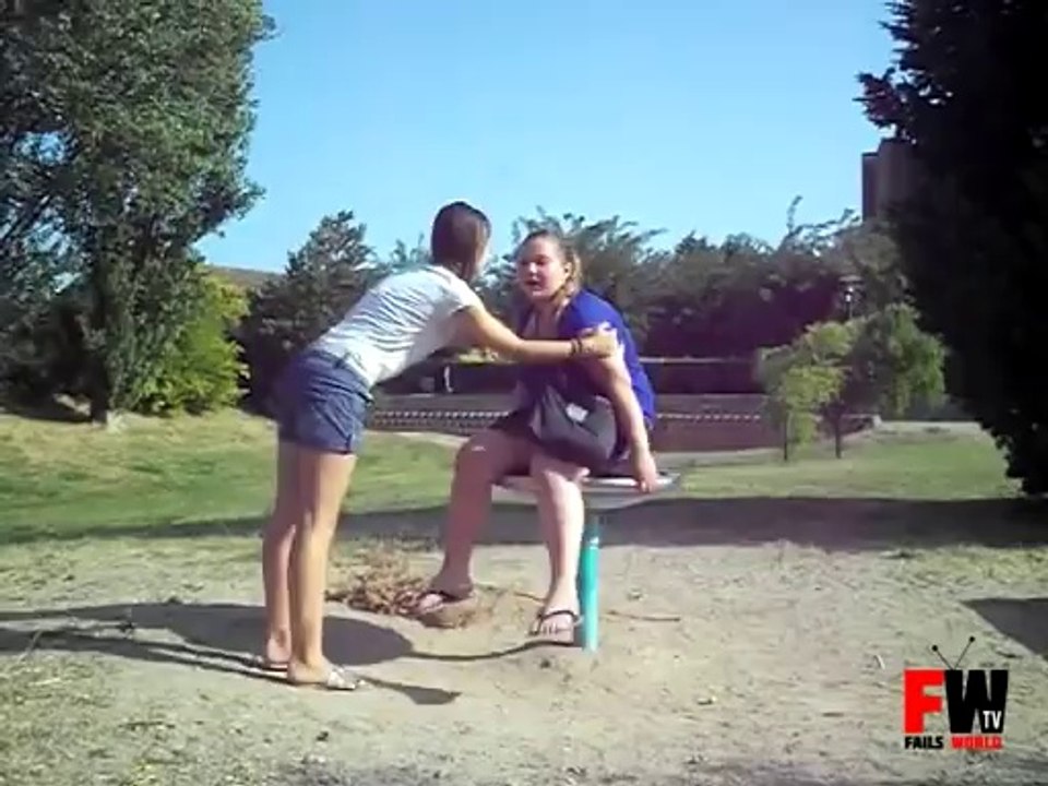 Spinning Girl Faceplant - Fails World