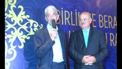 SELANİK'TE MÜSLÜMANLARLA HİRİSTİYANLAR BİRLİKTE İFTAR AÇTI