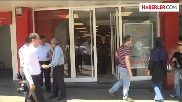 Cumhurbaşkanı adayı ve Başbakan Erdoğan'ın kampanyasına bağış -