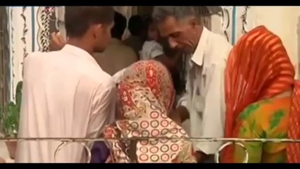 Au Pakistan, une femme-renard vous prédira votre avenir