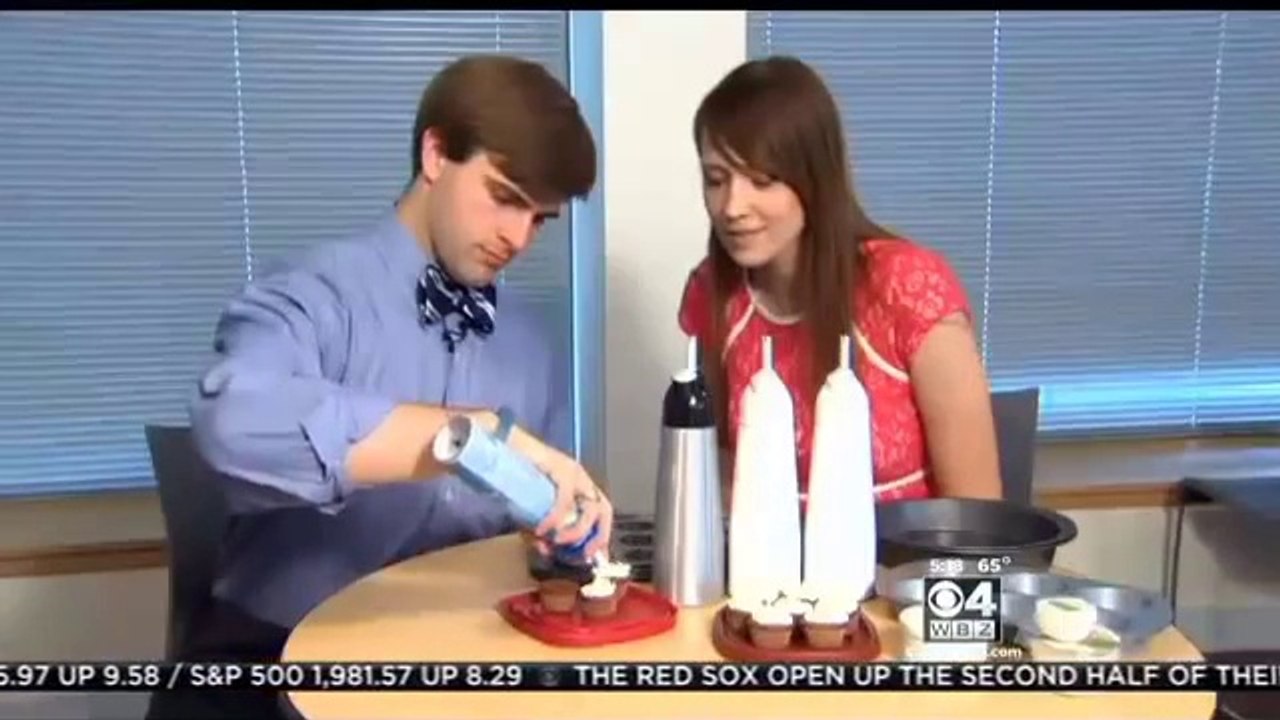 Harvard Students Invent Microwavable Spray Cake Batter