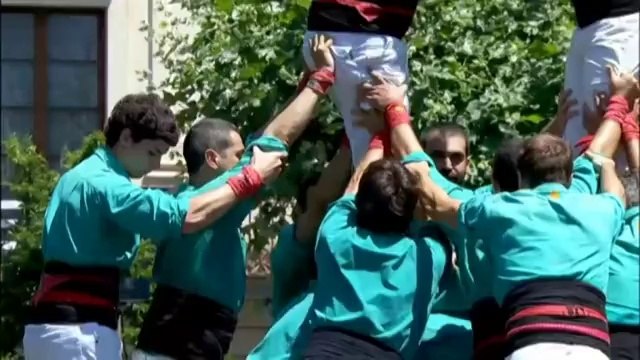 TV3 - Telenoticies vespre - Jornada castellera a les Santes de Mataró