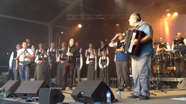 David Krakauer joue avec le Bagad Istanbul