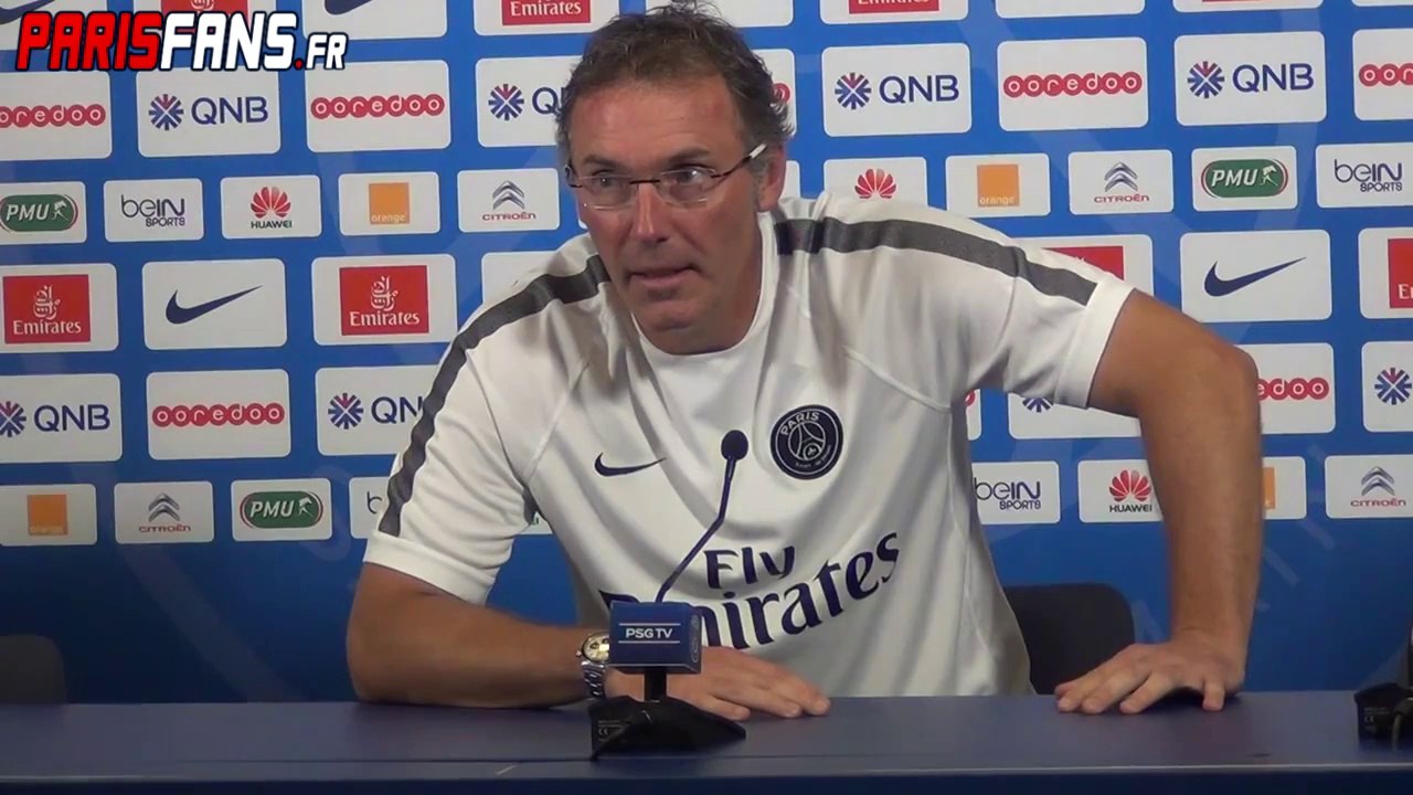 PSG Laurent Blanc s'amuse sur les rumeurs de son remplacement