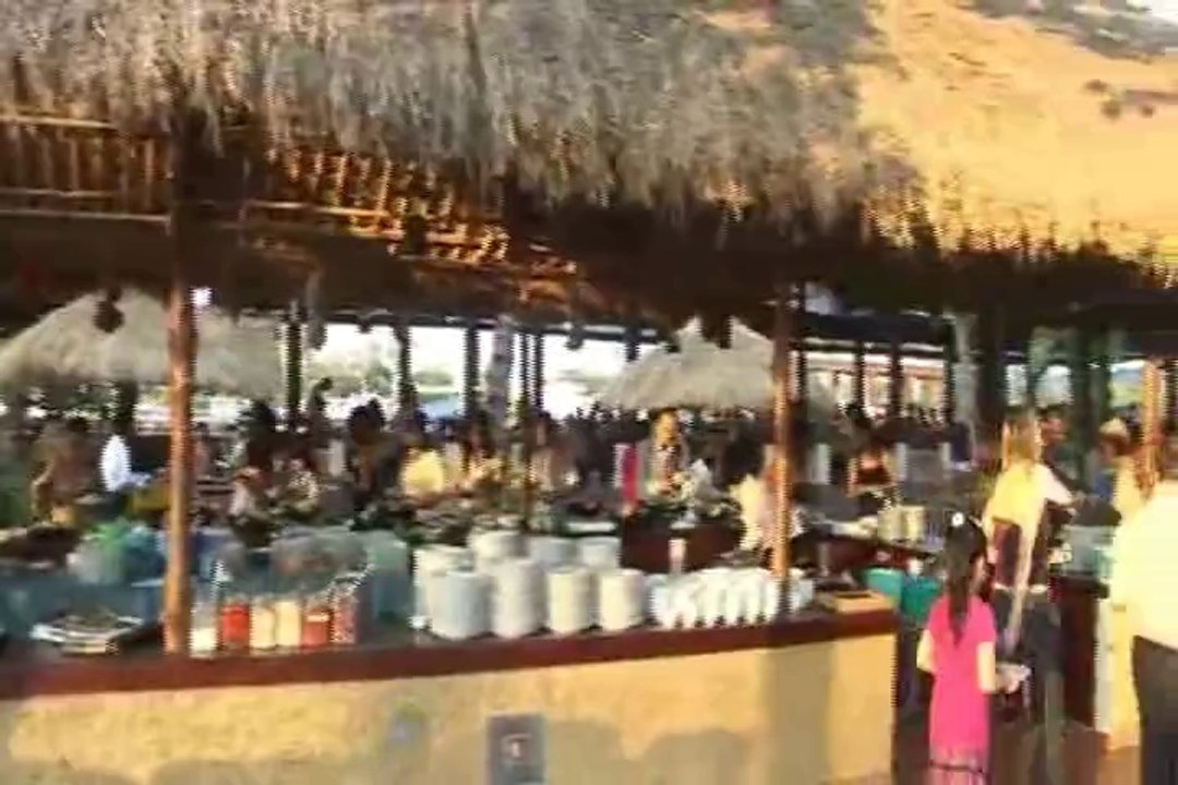 Ẩm Thực Miền Biển Tại SAIGON (Tết SAIGON)