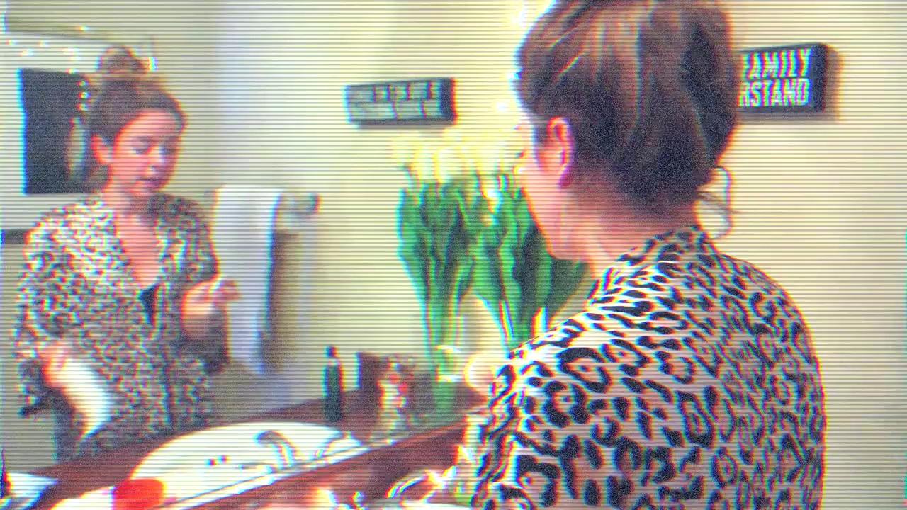 NikkiPhillippi - I SLEEP NAKED!!!