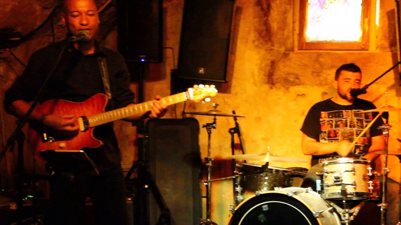 ludo Perrin & Mitch Bira au Scat Jazz Club aix en Pce le 16 07 2014