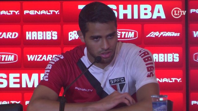 Kardec diz ser 'sonho de todo atleta' poder jogar com Kaká e Ganso