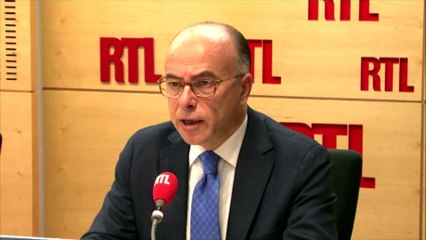 Bernard Cazeneuve : la météo est "l'hypothèse la plus probable" pour expliquer le crash d'Air Algérie