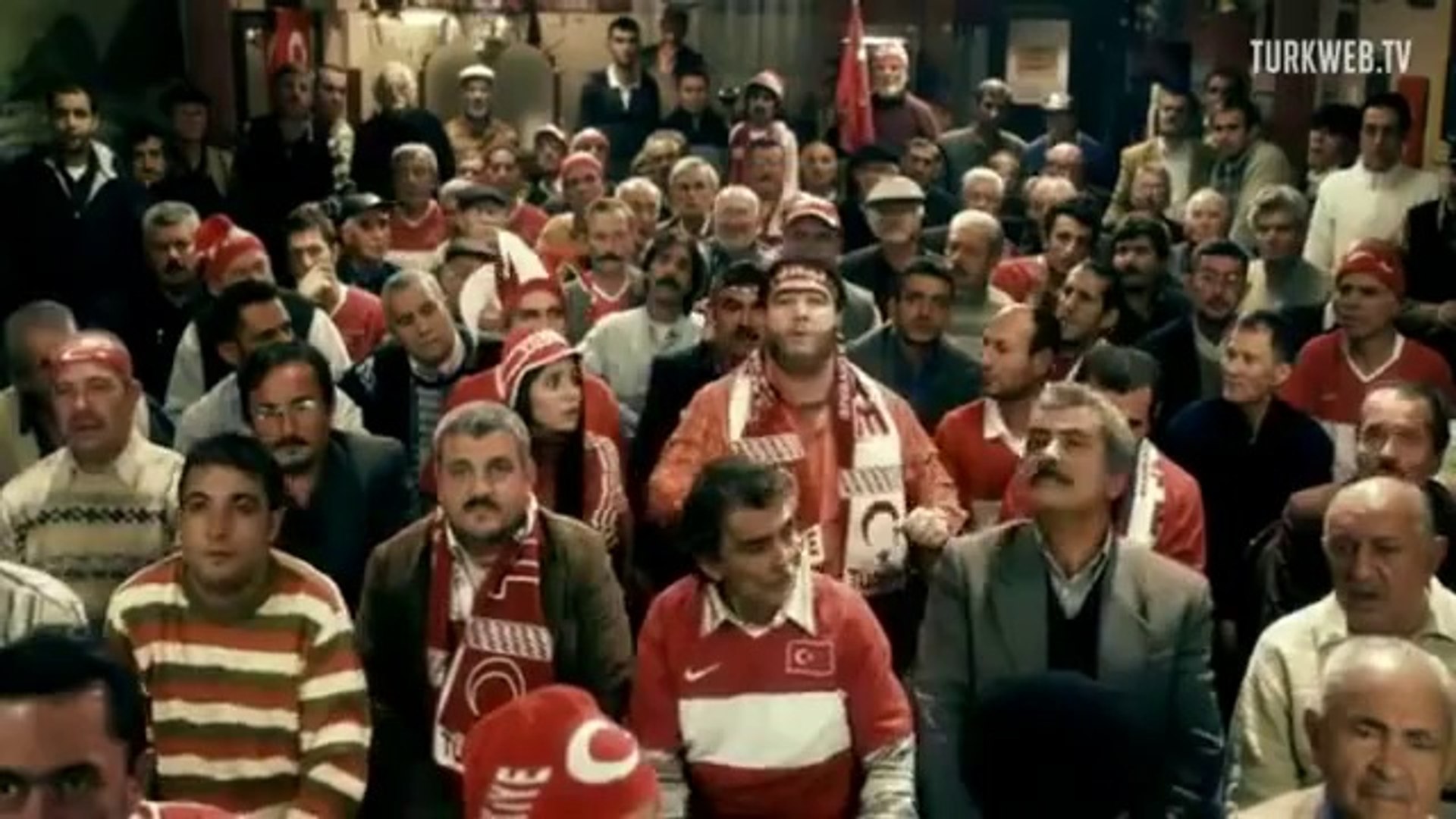 Recep İvedik 3 - Zeynep'in Recep'i sosyalleştirme çabaları - Dailymotion  Video