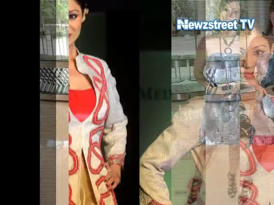 TV actor Debina Bonerjee gets robbed