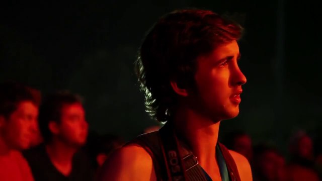 Comment rentrer sans payer dans les plus gros festivals de musique et etre en backstage!