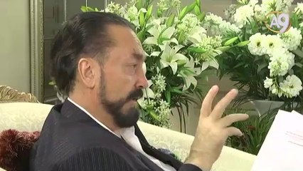 Hz. Mehdi (as)’ın zarif ve huzurlu bir yüzü vardır.