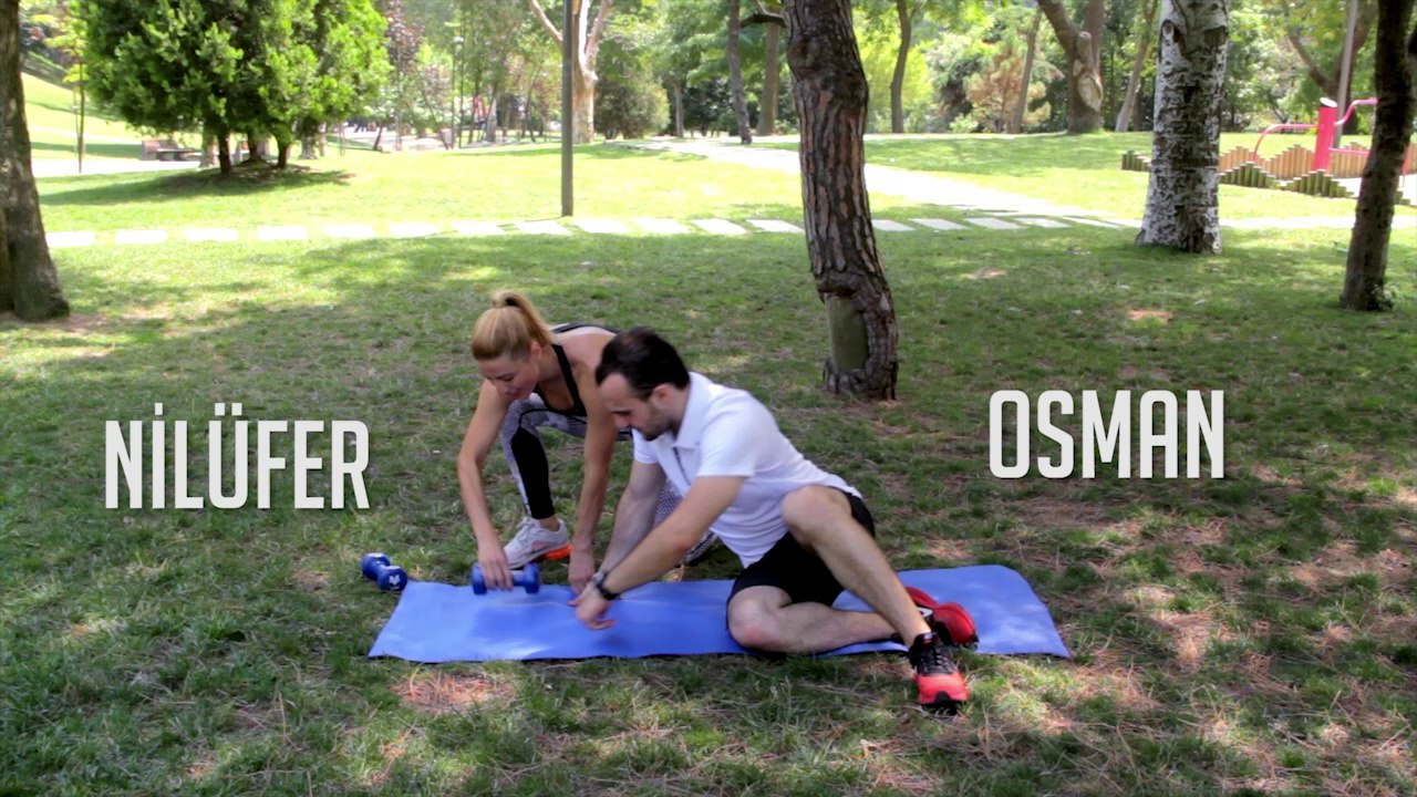 Sırt ve Karın Kaslarını Çalıştırmak için 'Supine Dumbell Row' - Her Yerde Spor