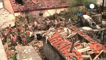 Taiwan: la peine des familles des victimes de l'accident d'avion