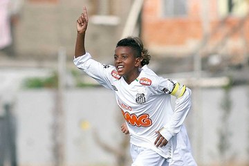 Tem futuro! Veja lances de Rodrygo, a nova joia do Santos